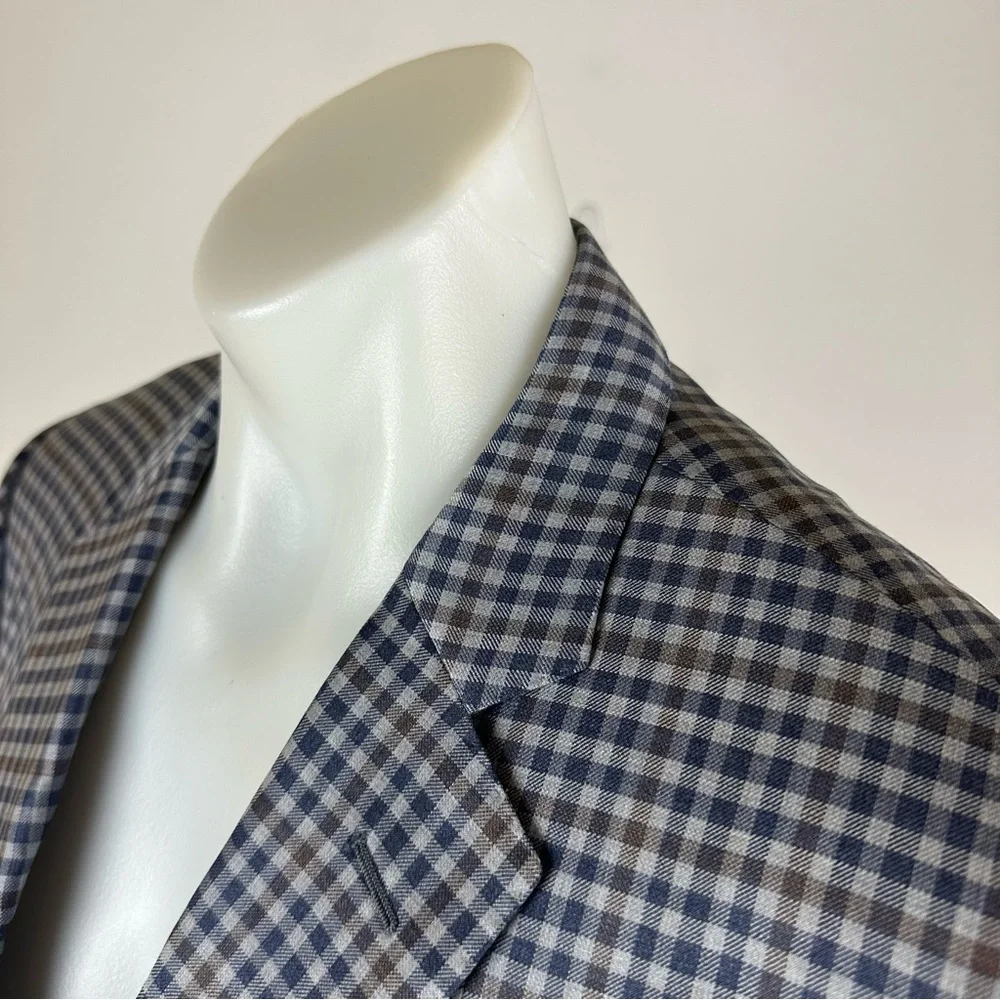 Pal Zileri stylish checkered